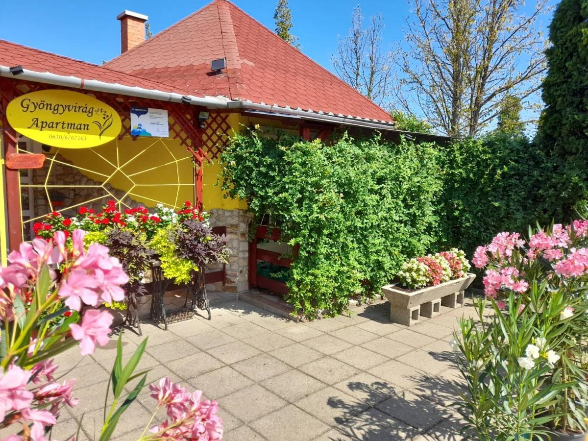 Gyoengyvirag Apartment Romhány 外观 照片